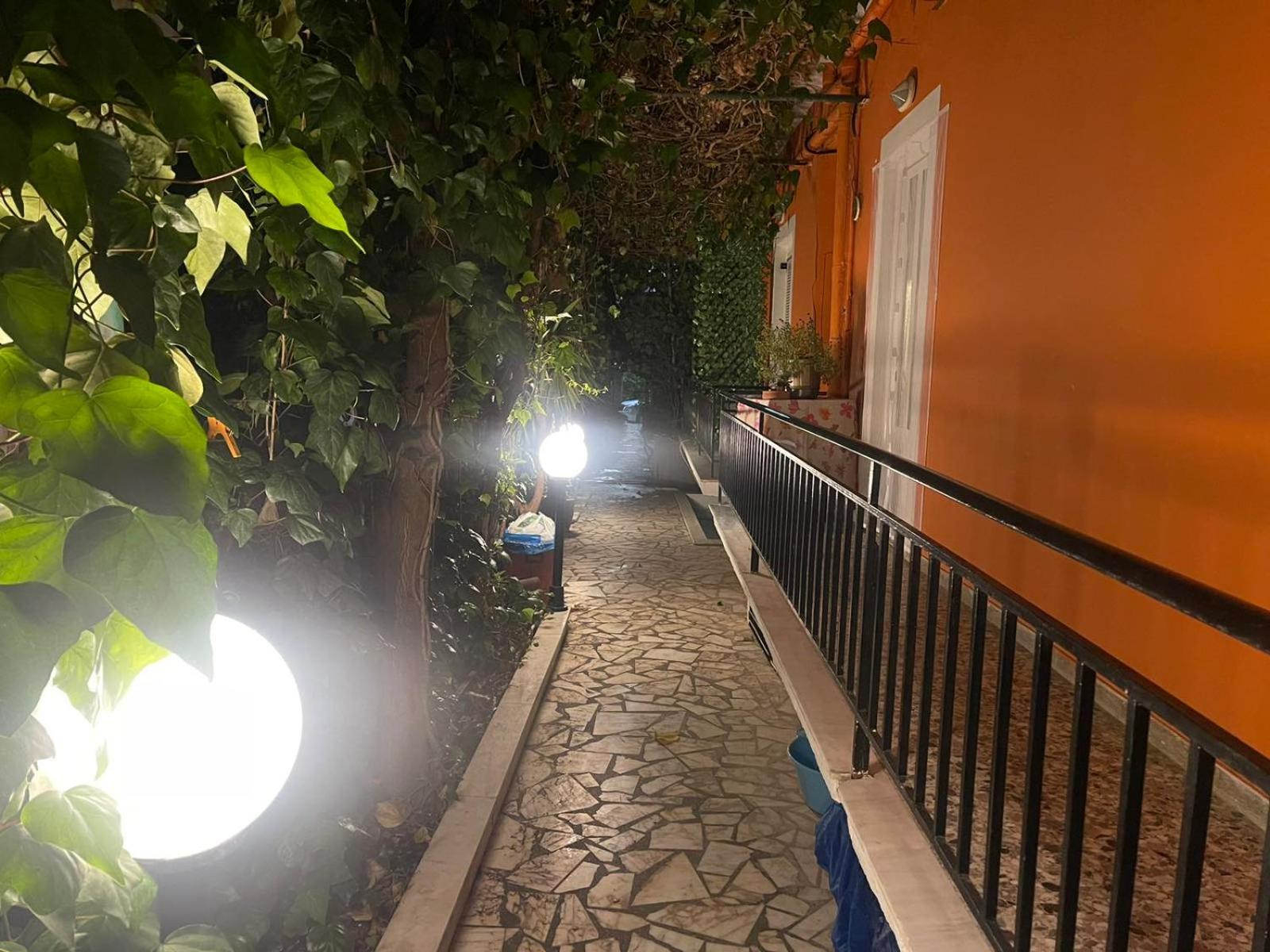 Pislis Rooms Καμένα Βούρλα Εξωτερικό φωτογραφία